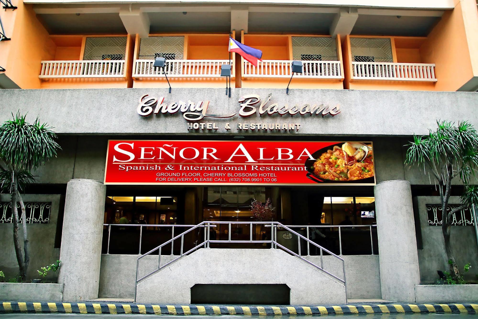 Cherry Blossoms Hotel Manila Eksteriør billede